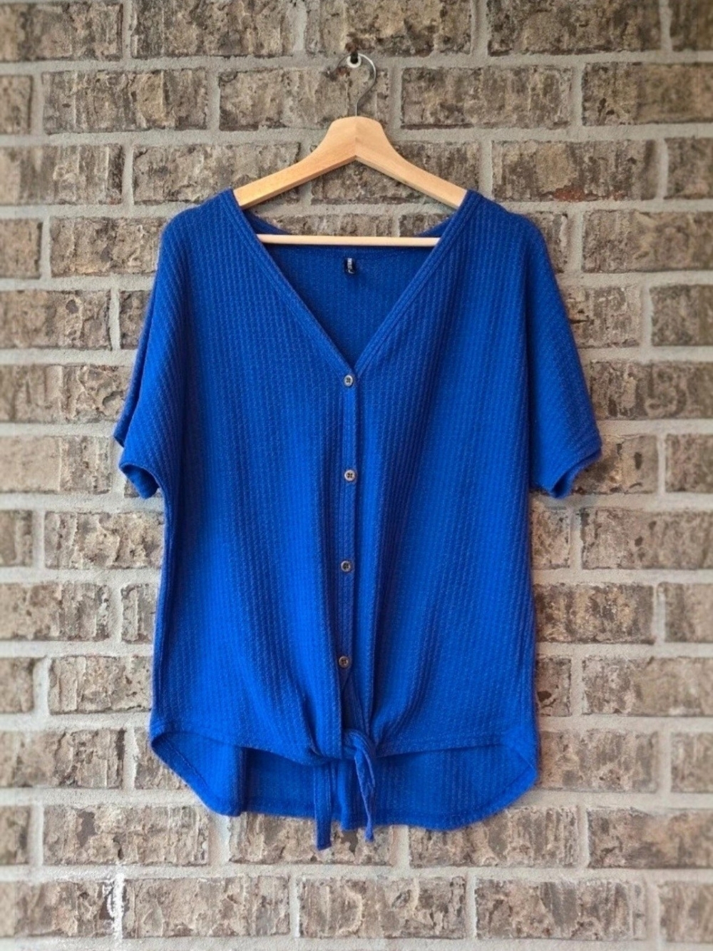 Button-Front Tie-Hem V-Neck Blouse in Cobalt Blue / Size L